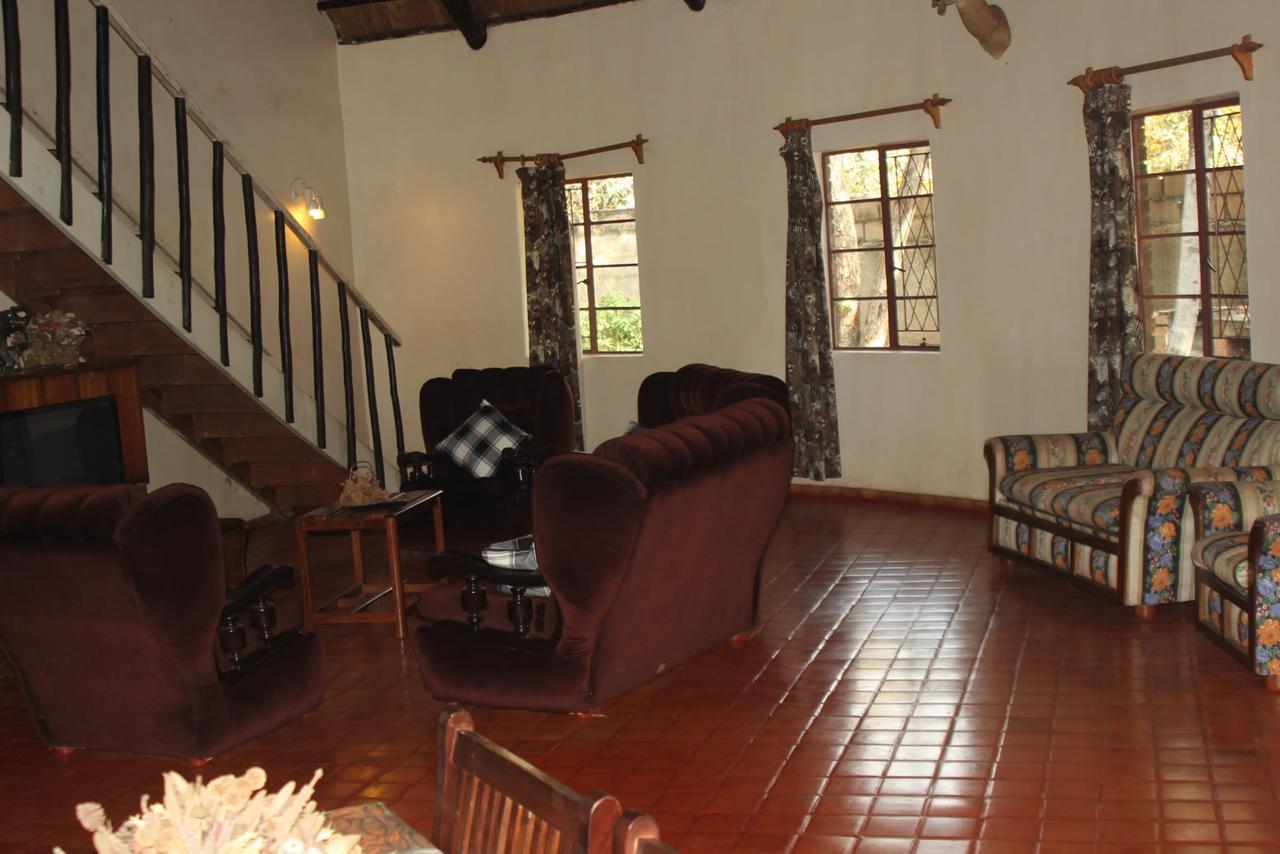 Mosi-Ua-Tunya Lodge Victoria Falls Eksteriør bilde
