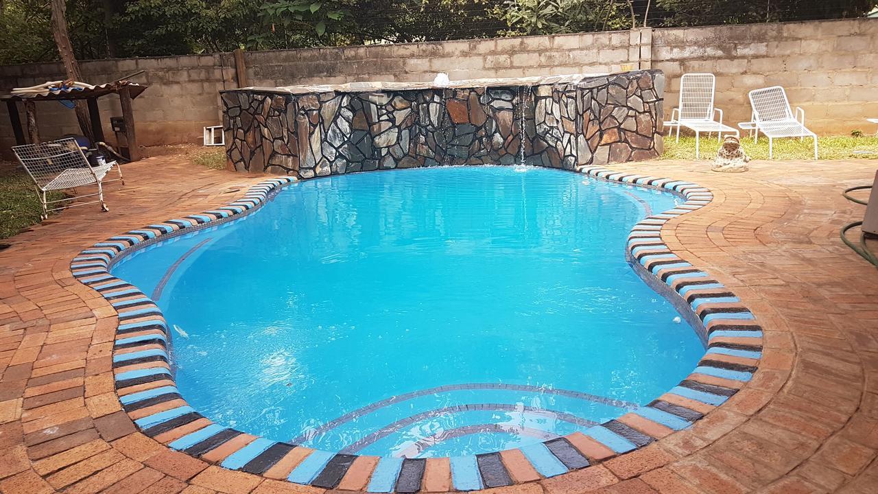 Mosi-Ua-Tunya Lodge Victoria Falls Eksteriør bilde
